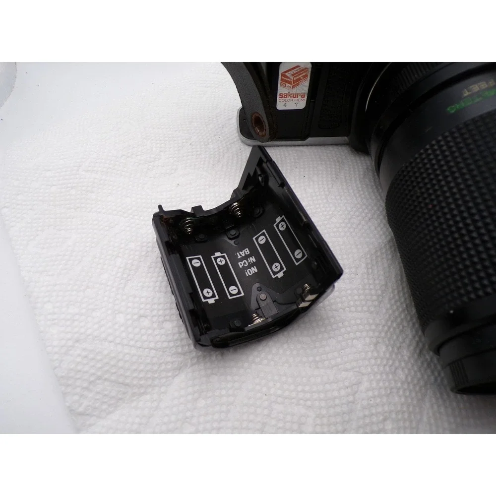 Konica FT-1 Motor 35mm‎ SLR Film Camera Zoom Lens Vintage Photography Untested - Picture 2 of 4